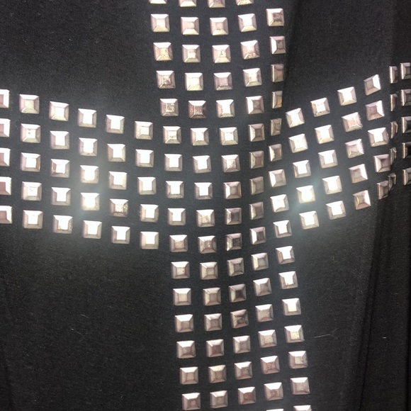 tank top - Picture 2 of 3